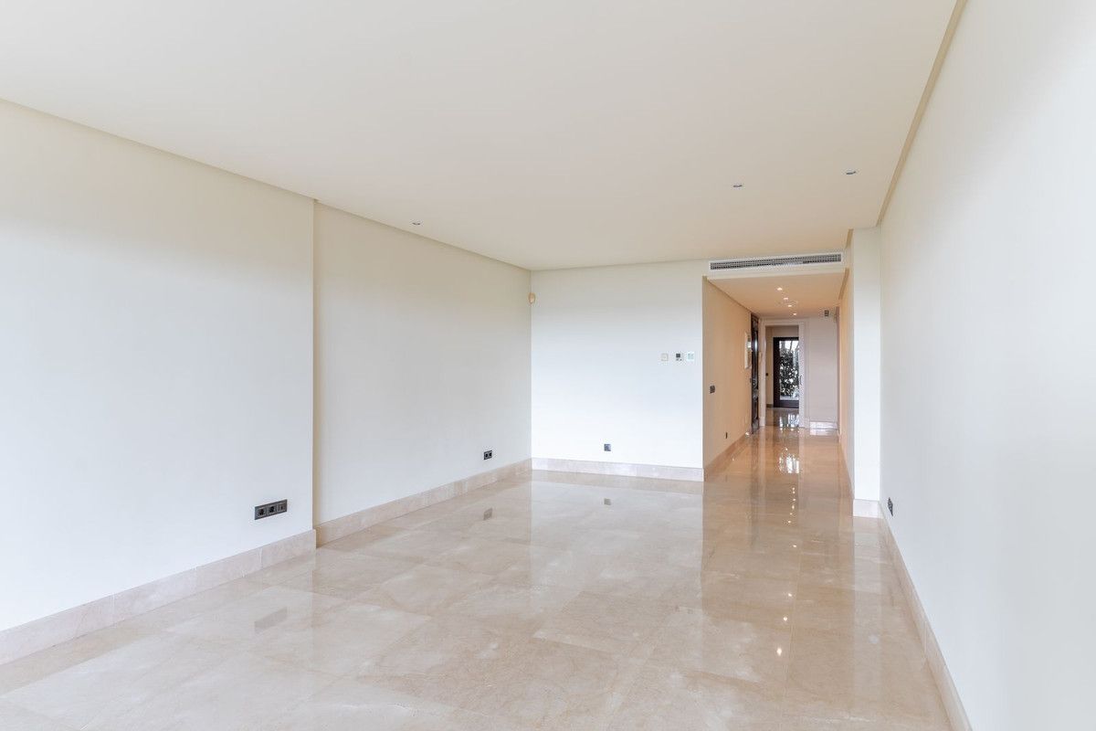 Apartament na parterze w Estepona, Estepona, 11/12