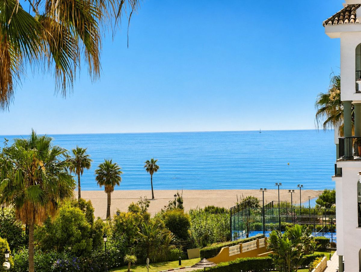 Appartement à l'étage intermédiaire à La Duquesa, La Duquesa, 2/12