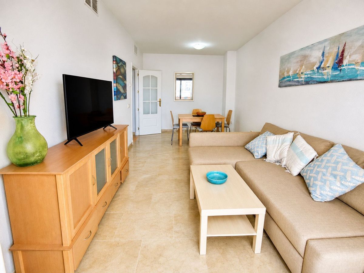 Appartement à l'étage intermédiaire à La Duquesa, La Duquesa, 6/12