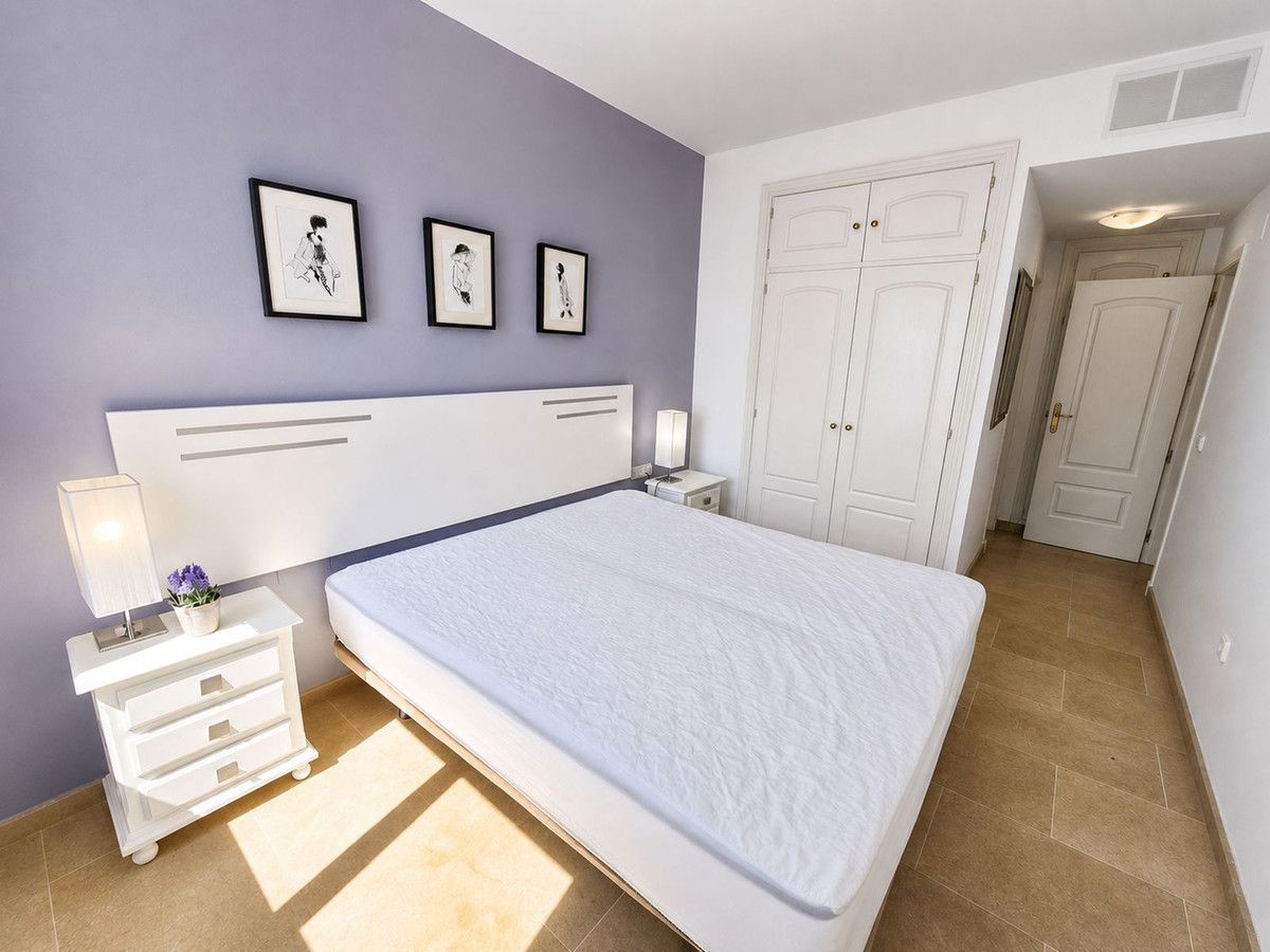Appartement à l'étage intermédiaire à La Duquesa, La Duquesa, 10/12