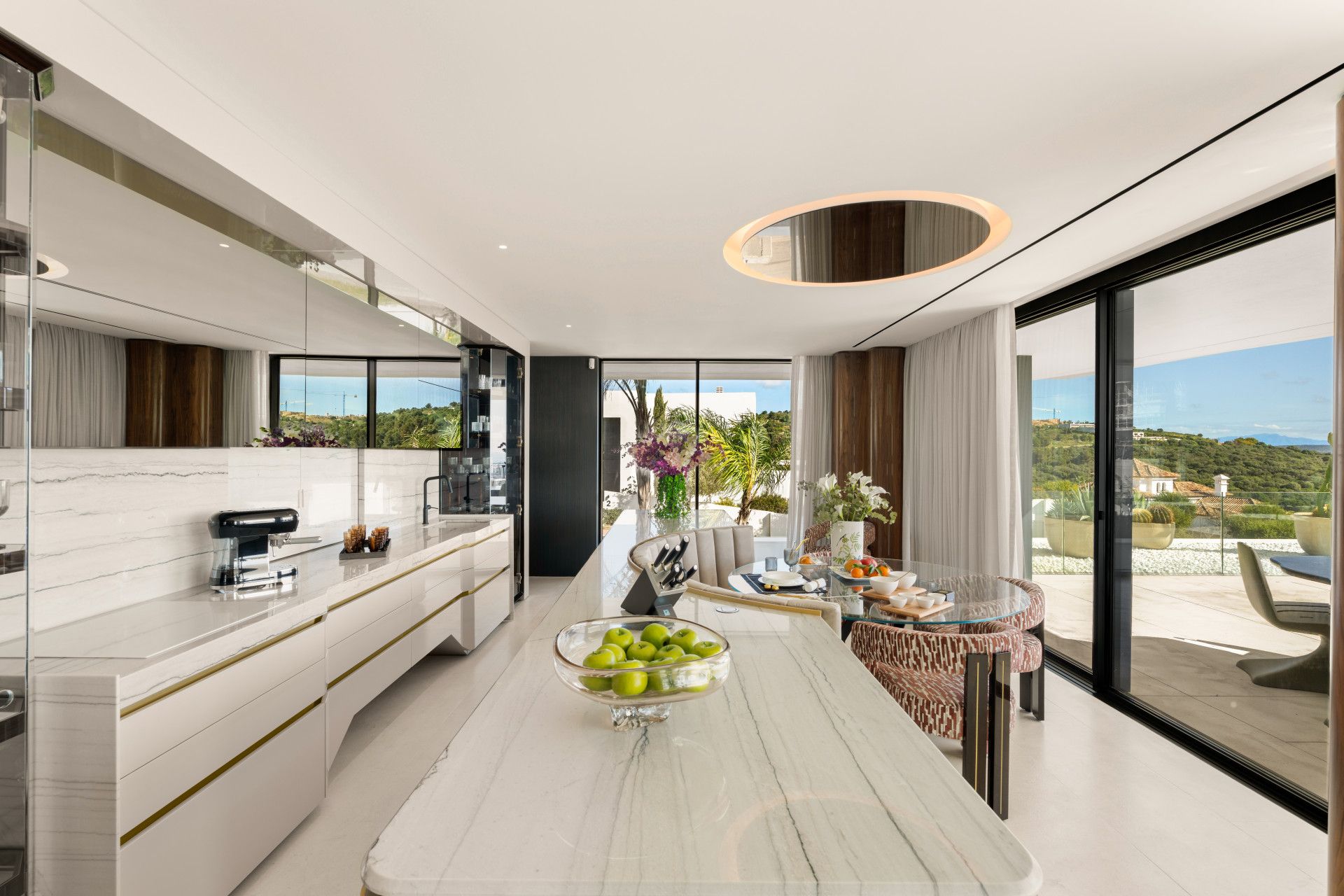 Villa in Sotogrande, Sotogrande, 4/12
