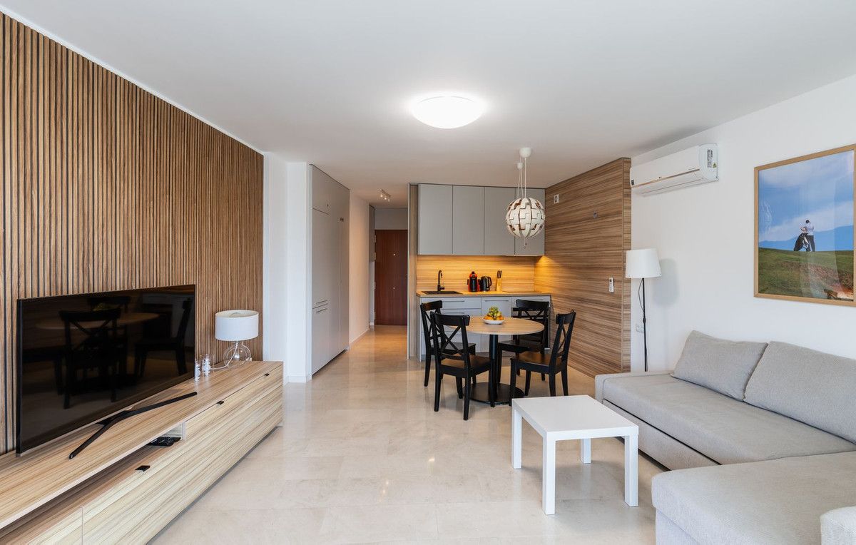 Middle Floor Studio in Mijas, Mijas, 4/8
