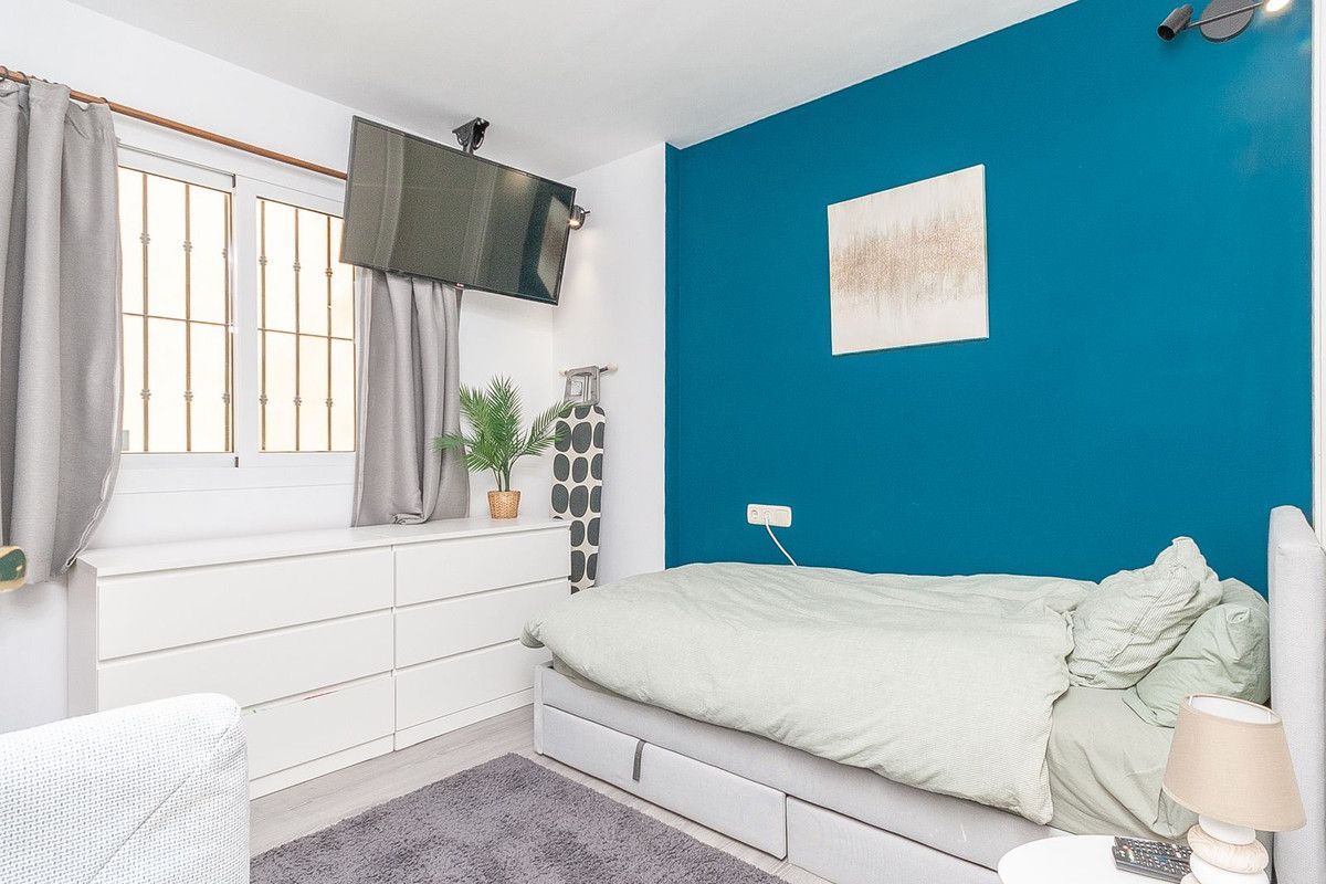Ground Floor Apartment in Elviria, Elviria, 9/12