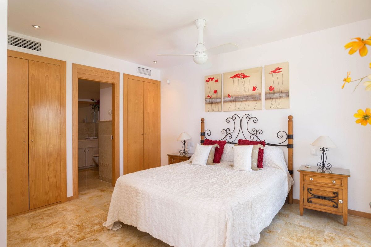 Middle Floor Apartment in Altos de los Monteros, Altos de los Monteros, 12/12