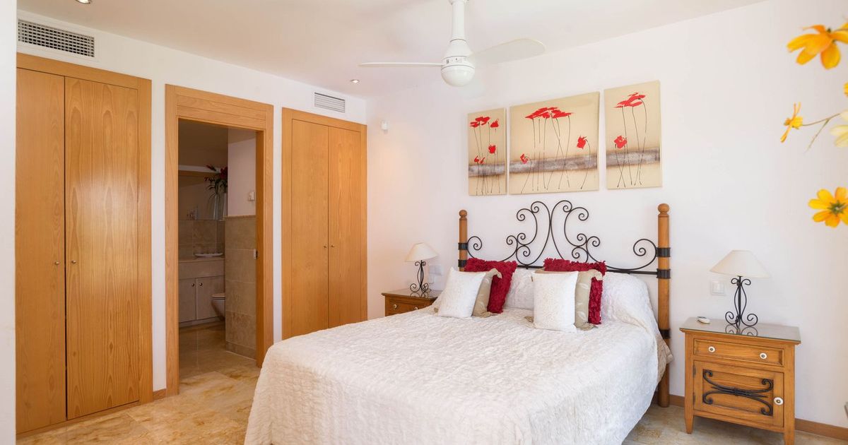 Middle Floor Apartment in Altos de los Monteros, Altos de los Monteros, 12/12