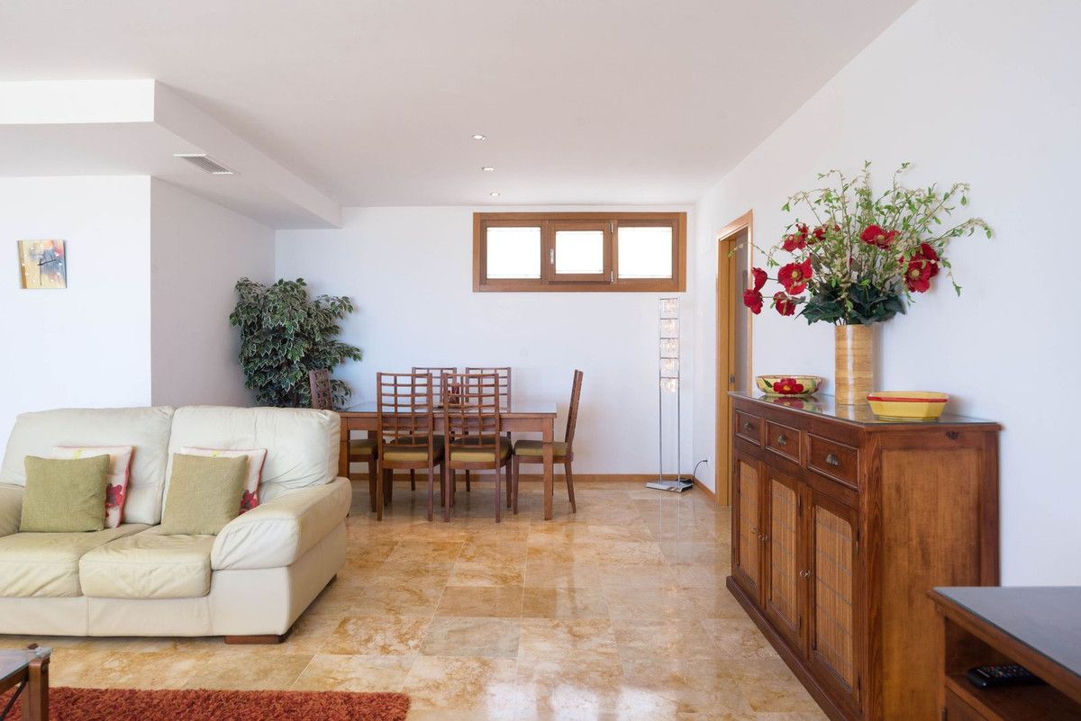 Middle Floor Apartment in Altos de los Monteros, Altos de los Monteros, 7/12