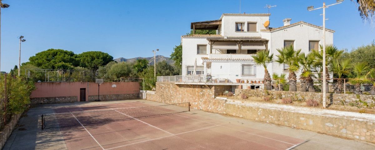 Villa independiente en Torremolinos, Torremolinos, 9/12