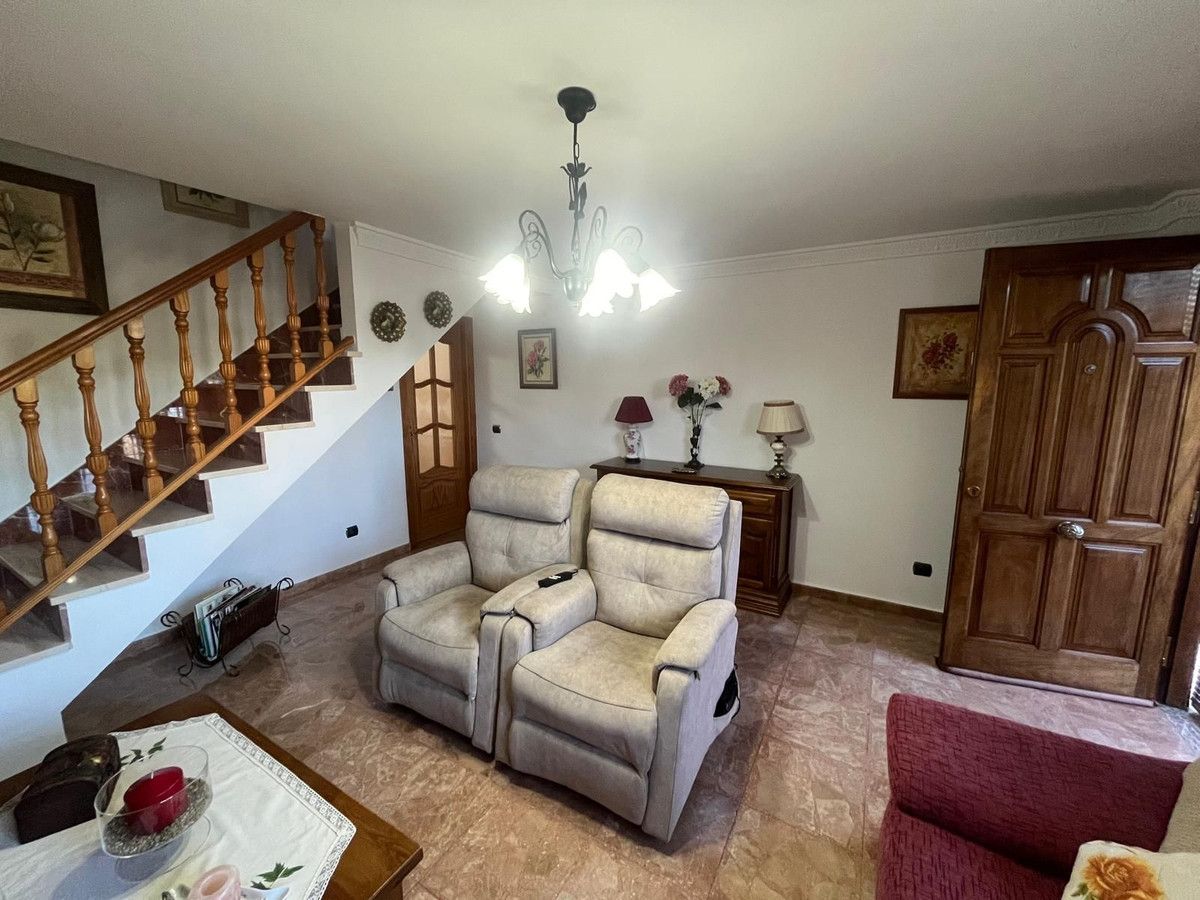 Townhouse in Estepona, Estepona, 3/12