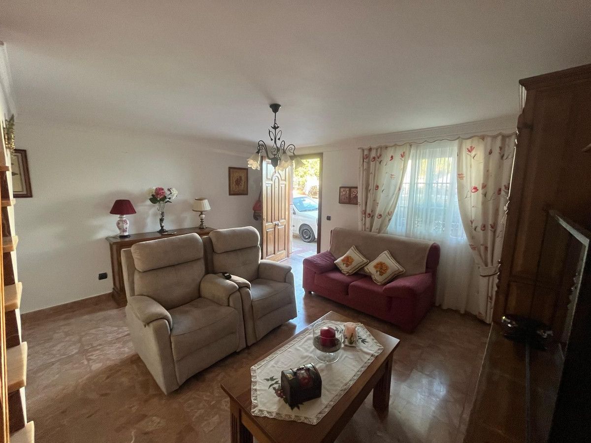 Townhouse in Estepona, Estepona, 4/12