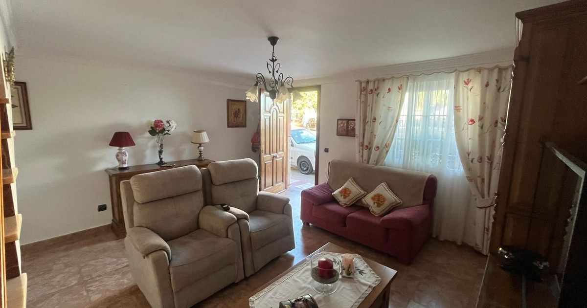 Townhouse in Estepona, Estepona, 4/12