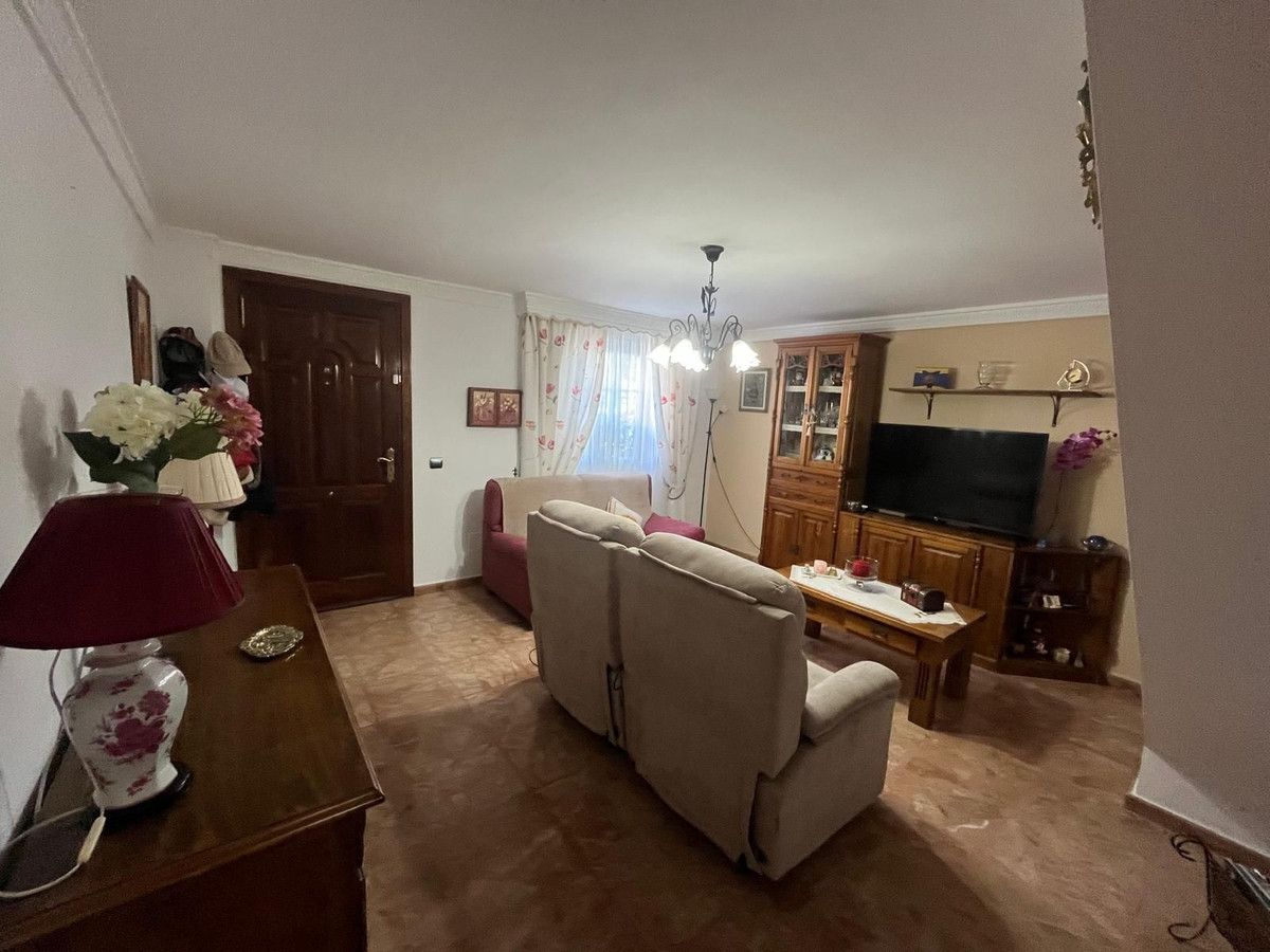 Townhouse in Estepona, Estepona, 5/12