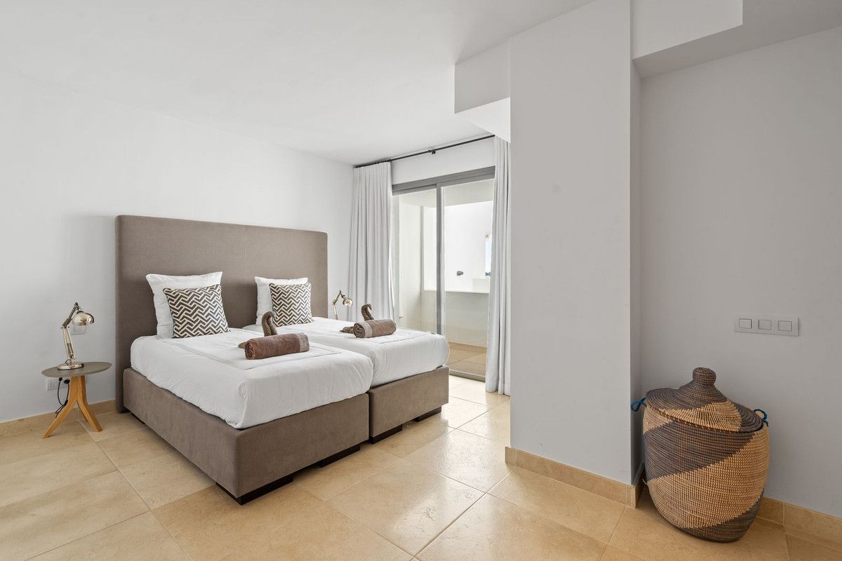 Penthouse Duplex in Los Flamingos, Los Flamingos, 11/12