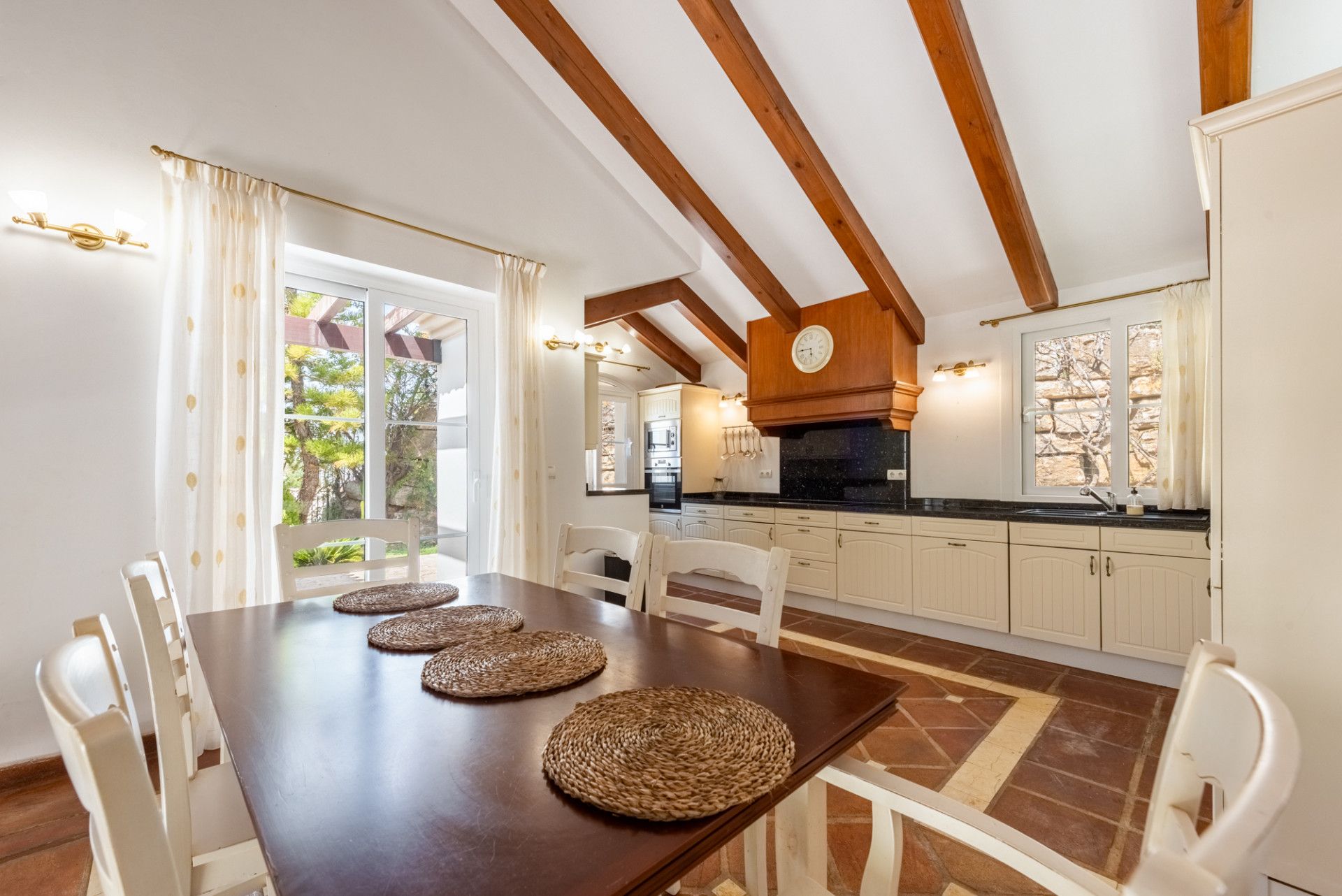 Villa in Istan, Sierra Blanca Country Club, Istan, 9/12