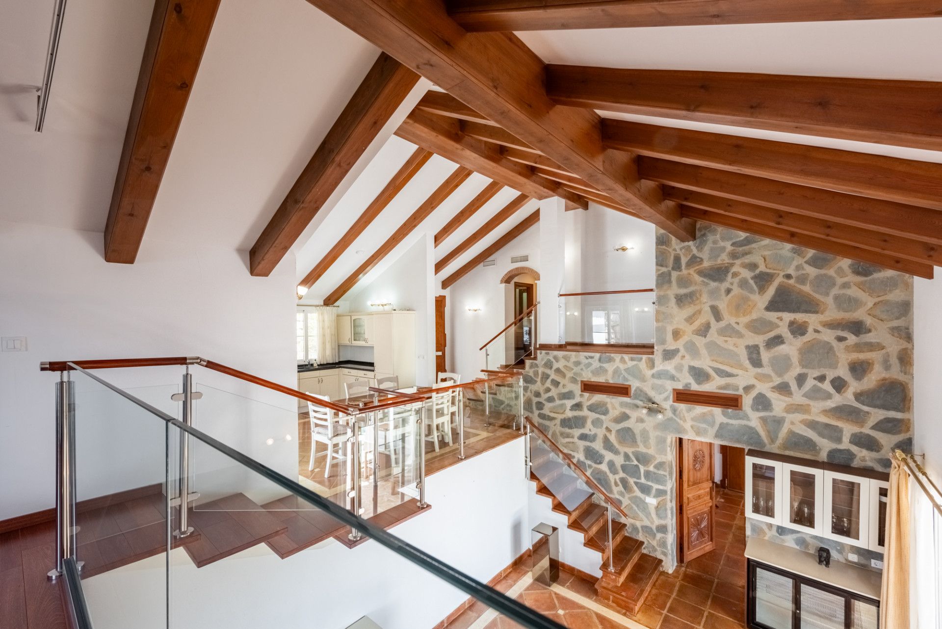 Villa in Istan, Sierra Blanca Country Club, Istan, 10/12