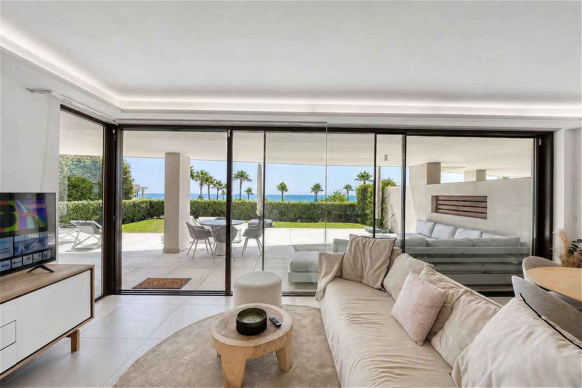 Ground Floor Apartment in Estepona, Estepona, 1/12