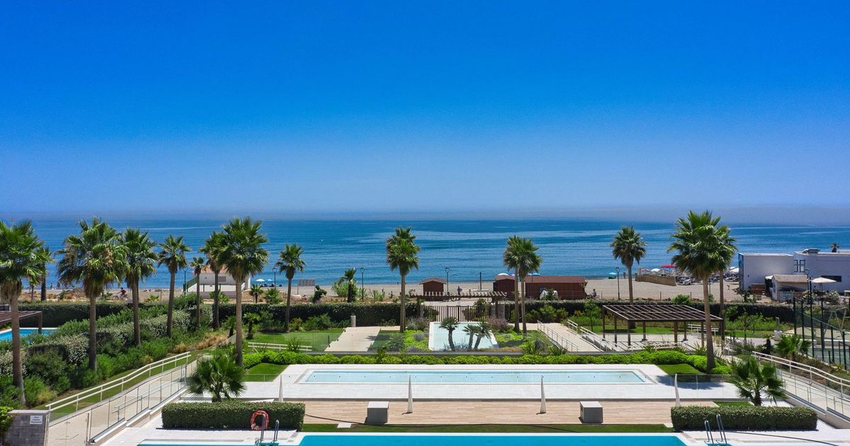 Ground Floor Apartment in Estepona, Estepona, 3/12