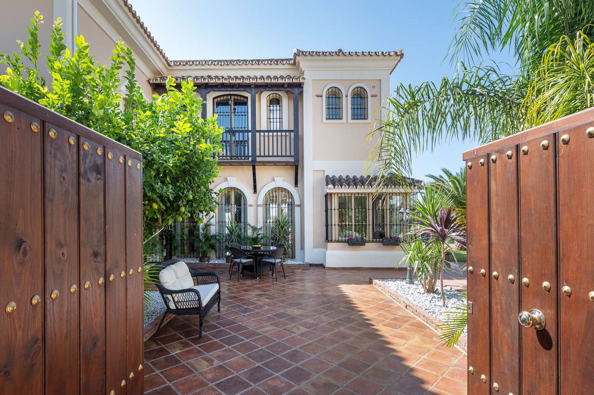 Detached Villa in Mijas Golf, Mijas Golf, 3/12
