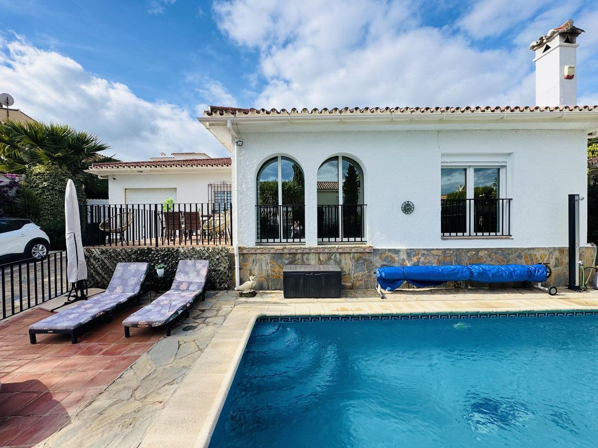 Fristående villa i La Duquesa, La Duquesa, 2/12