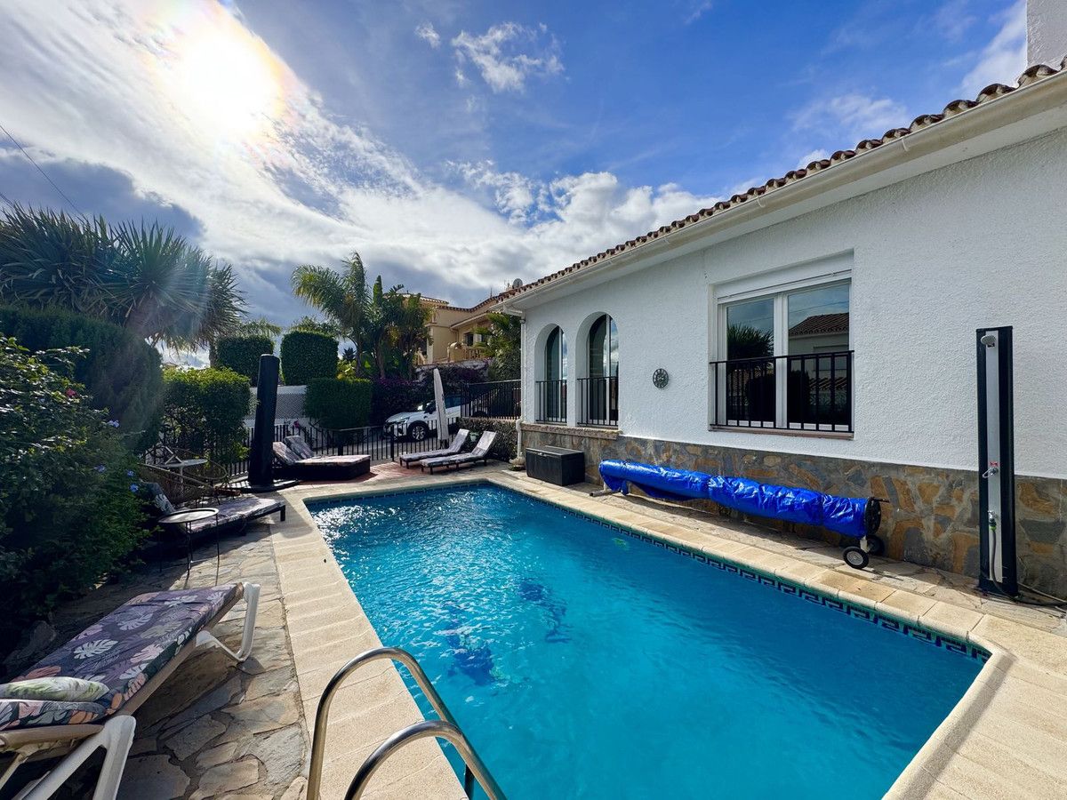 Fristående villa i La Duquesa, La Duquesa, 3/12