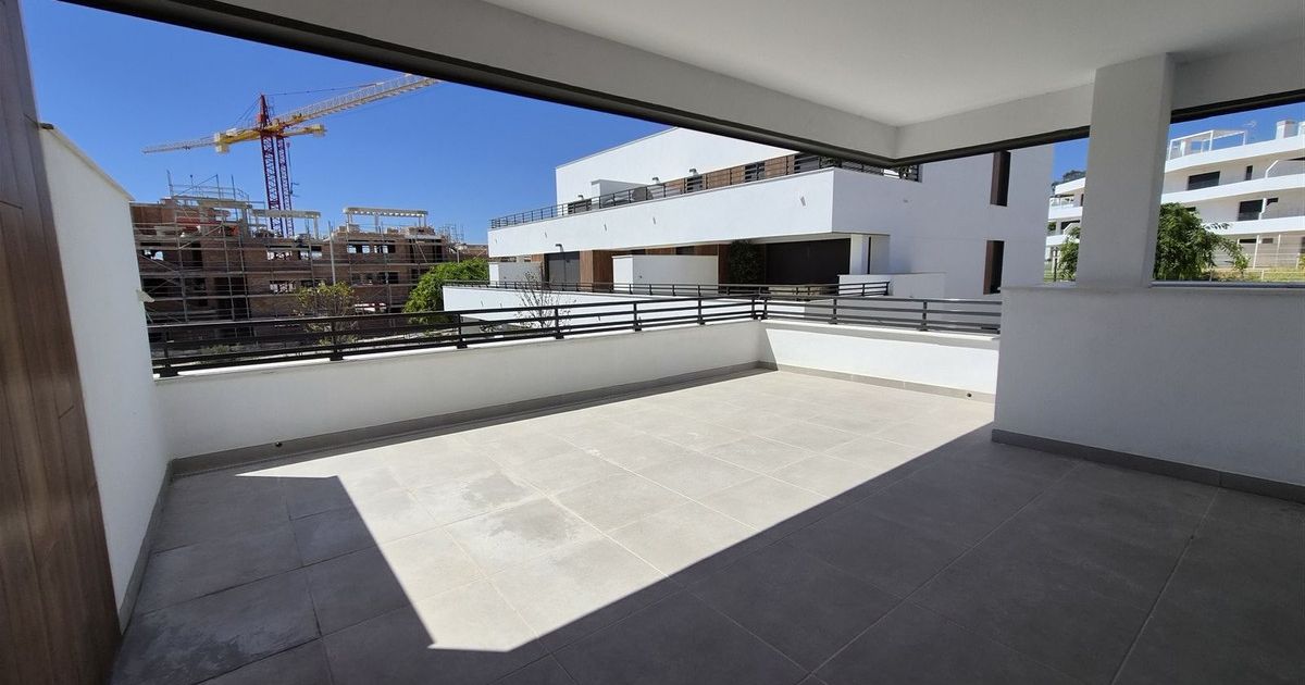 Apartment in mittlerer Etage in Estepona, Estepona, 7/12
