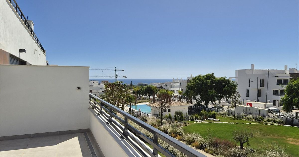 Apartment in mittlerer Etage in Estepona, Estepona, 8/12