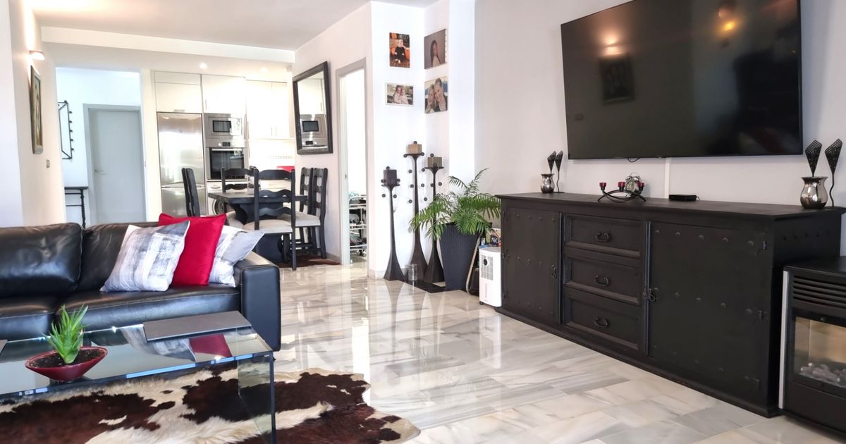 Apartment in Mijas Costa, Calahonda, Mijas Costa, 2/12