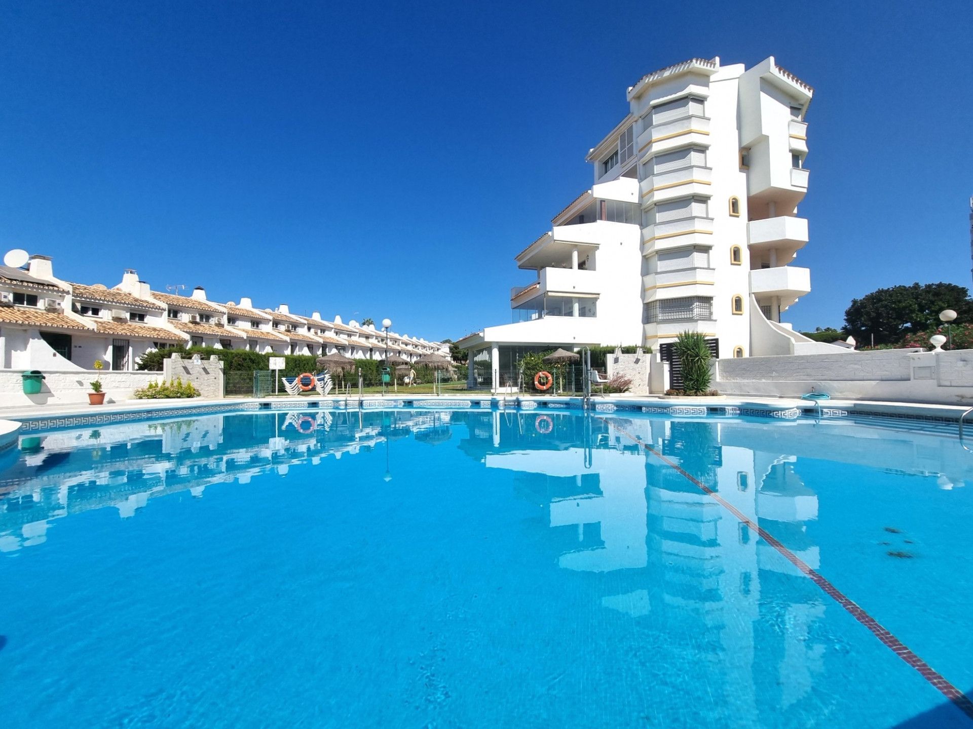 Apartment in Mijas Costa, Calahonda, Mijas Costa, 3/12