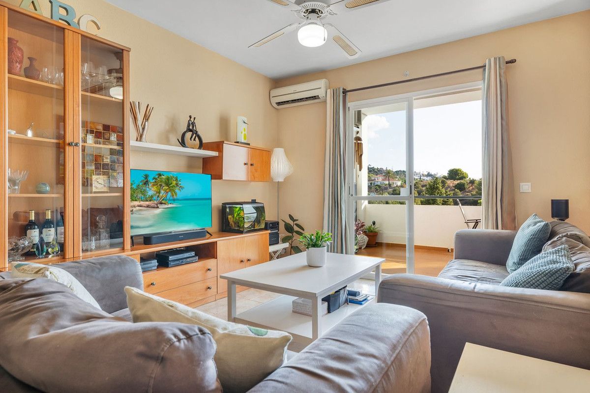 Appartement au étage moyen à Benalmadena, Benalmadena, 2/12