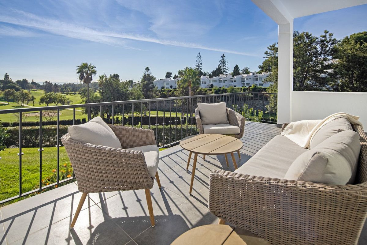 Geschakelde woning in Nueva Andalucía, Nueva Andalucía, 1/12