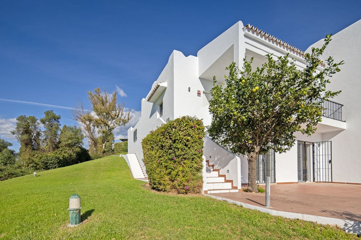 Geschakelde woning in Nueva Andalucía, Nueva Andalucía, 12/12