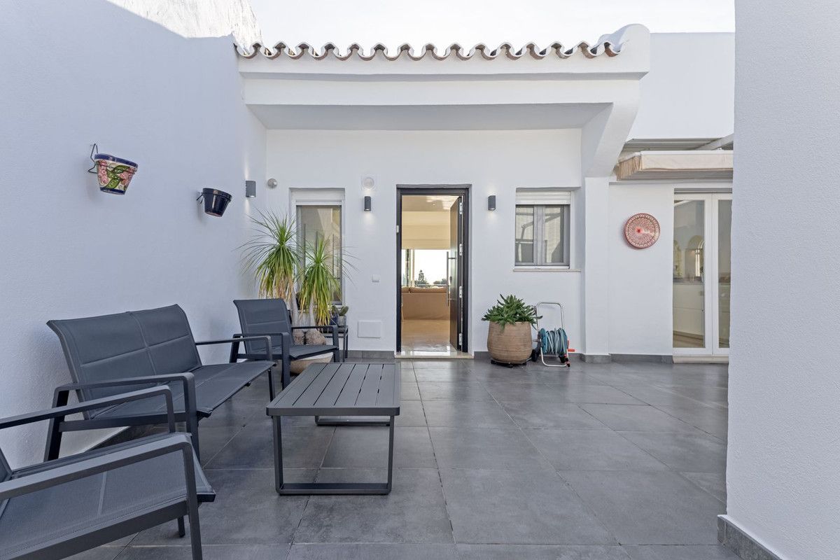Geschakelde woning in Nueva Andalucía, Nueva Andalucía, 4/12
