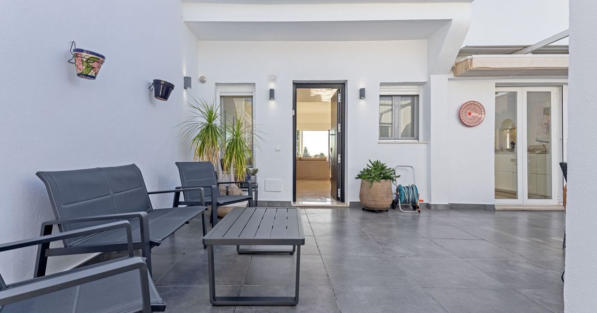 Geschakelde woning in Nueva Andalucía, Nueva Andalucía, 6/12