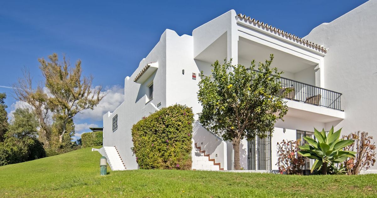 Geschakelde woning in Nueva Andalucía, Nueva Andalucía, 10/12