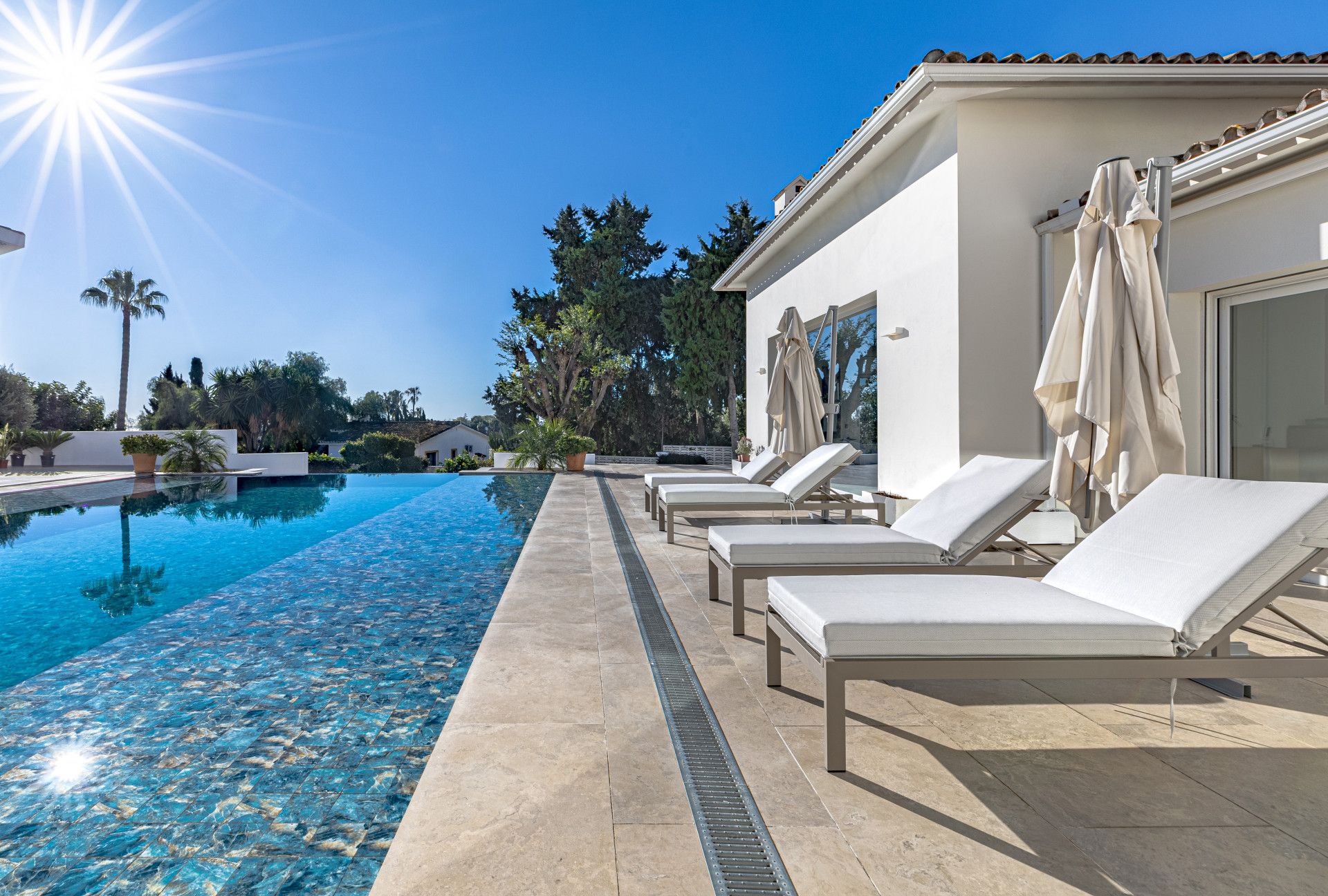 Villa in San Pedro de Alcantara, Guadalmina Alta, San Pedro de Alcantara, 8/12