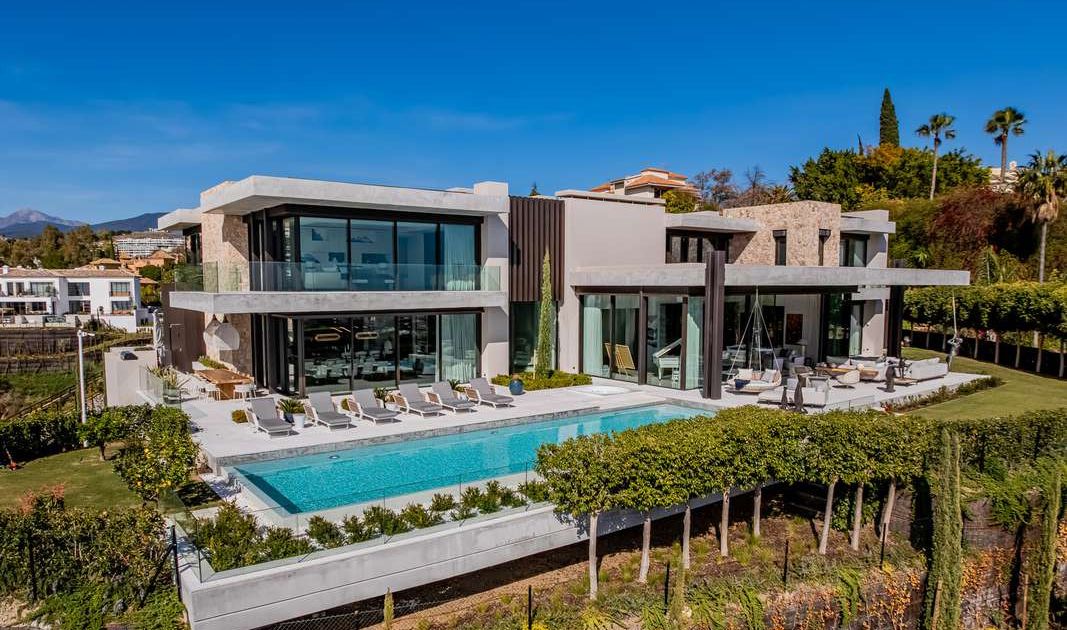 Villa in Benahavis, Benahavis, 1/12