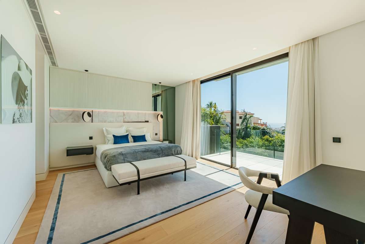 Villa in Benahavis, Benahavis, 3/12