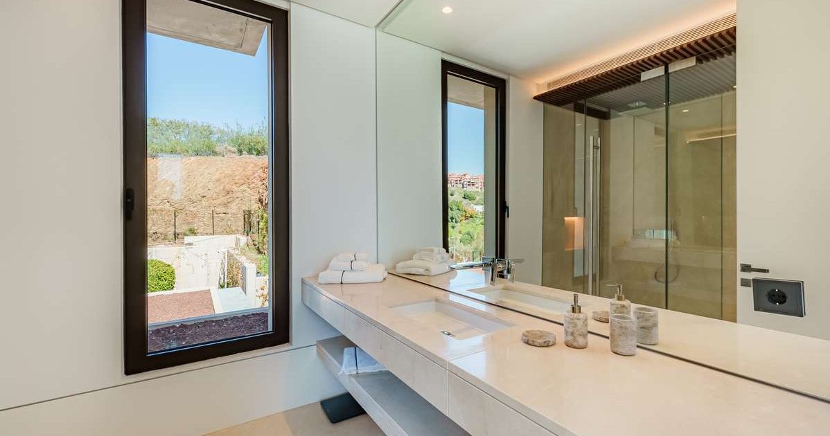 Villa in Benahavis, Benahavis, 7/12