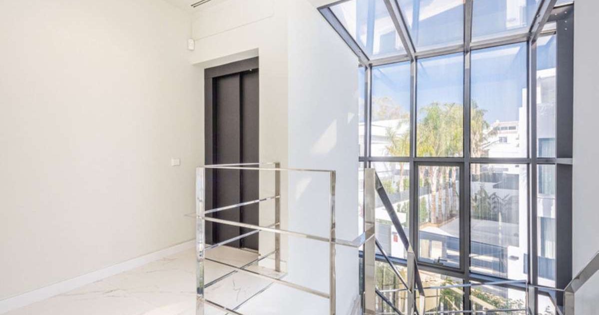 Villa in Marbella, Marbella, 11/12