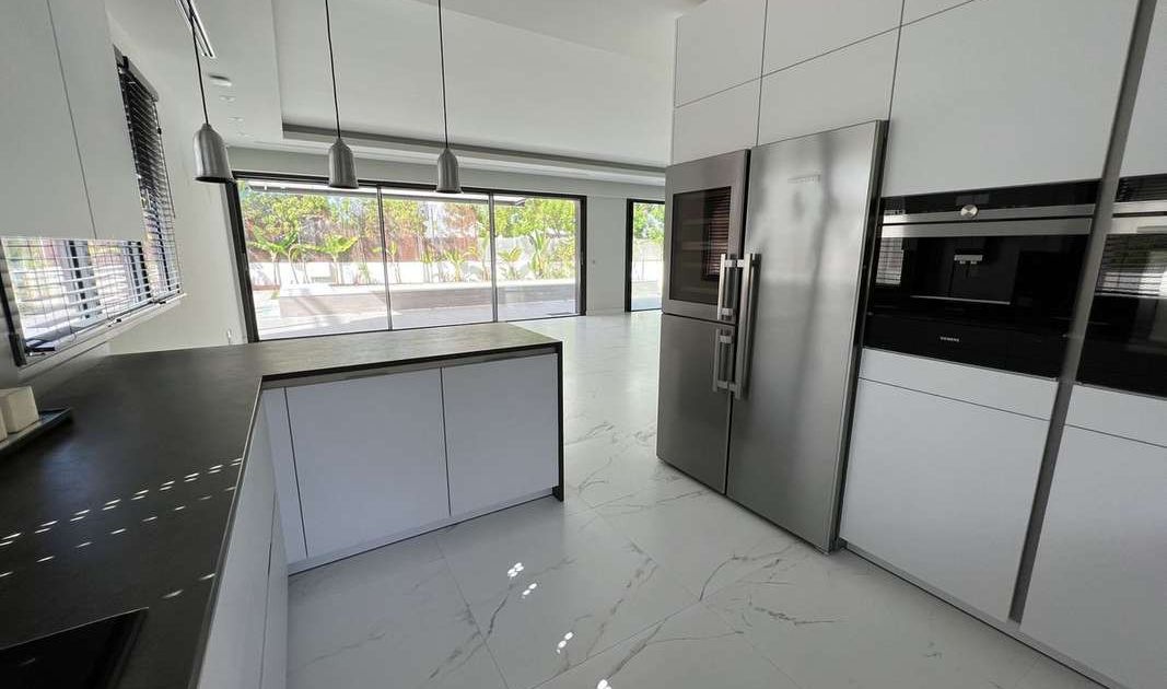 Villa in Marbella, Marbella, 4/12