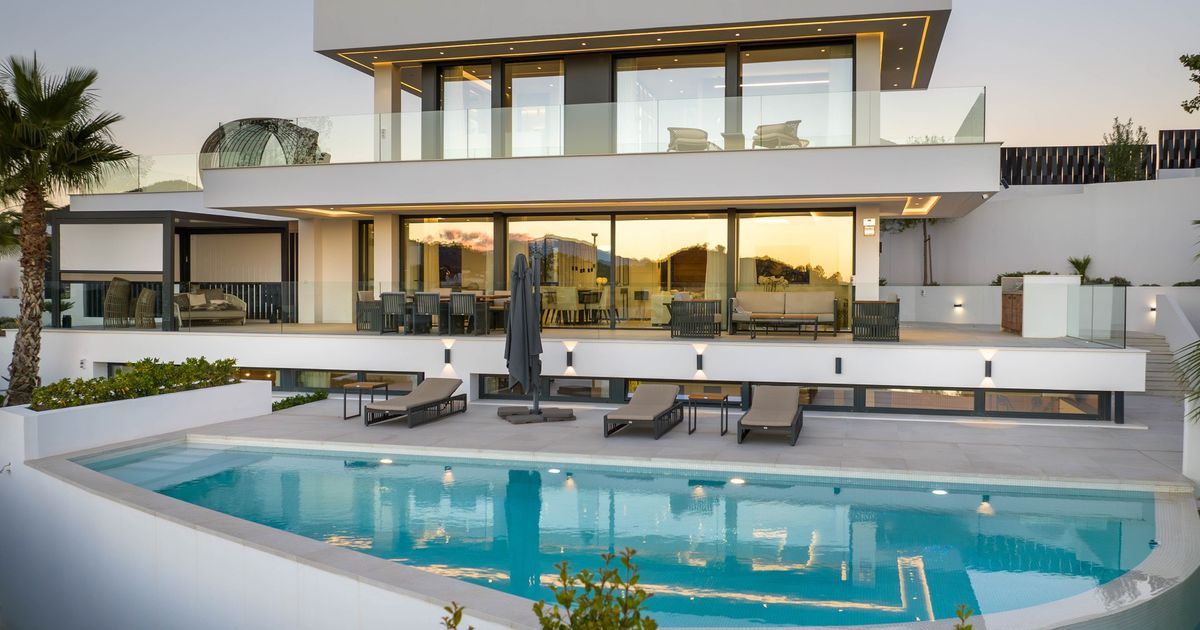 Villa in Nueva Andalucia, Nueva Andalucia, 1/12