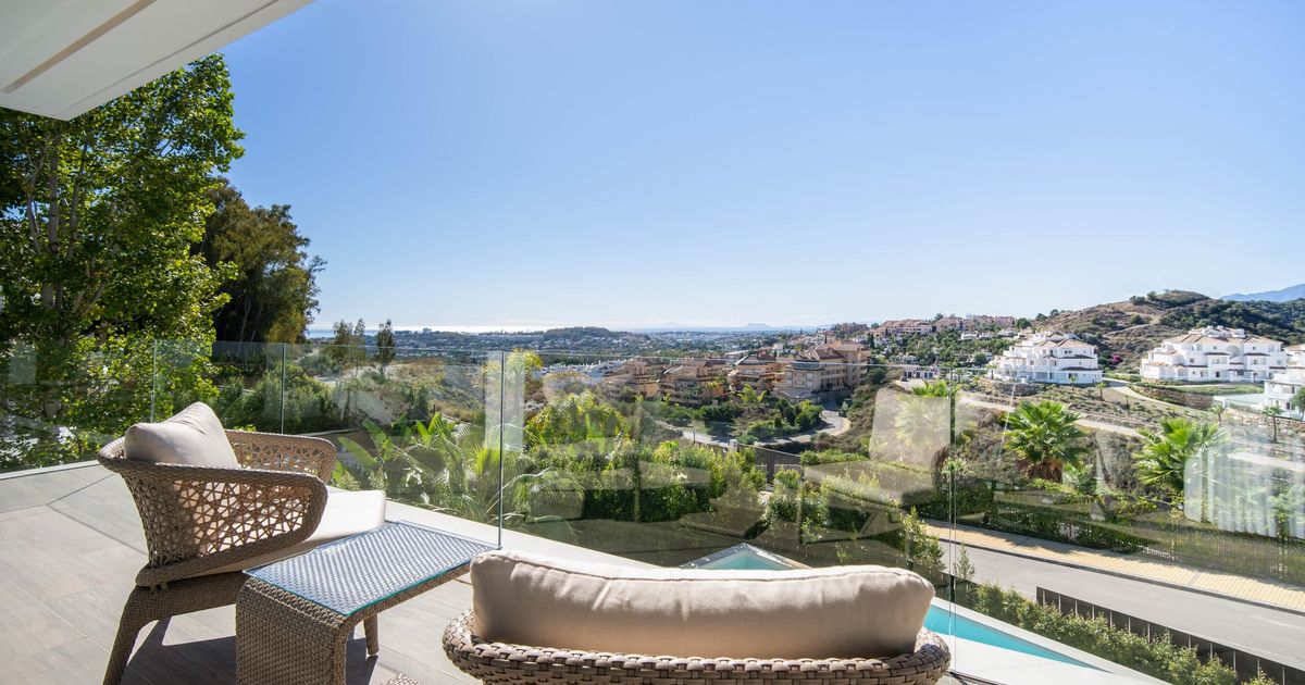 Villa in Nueva Andalucia, Nueva Andalucia, 3/12