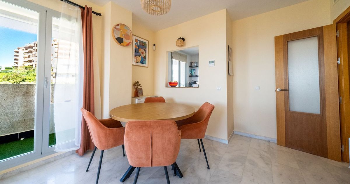 Lägenhet på mellanplan i Riviera del Sol, Riviera del Sol, 4/12