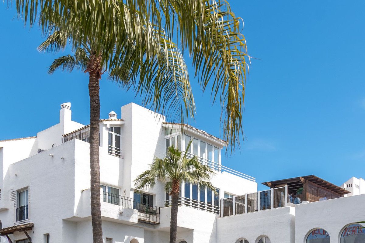Penthouse Duplex in Puerto Banús, Puerto Banús, 10/12