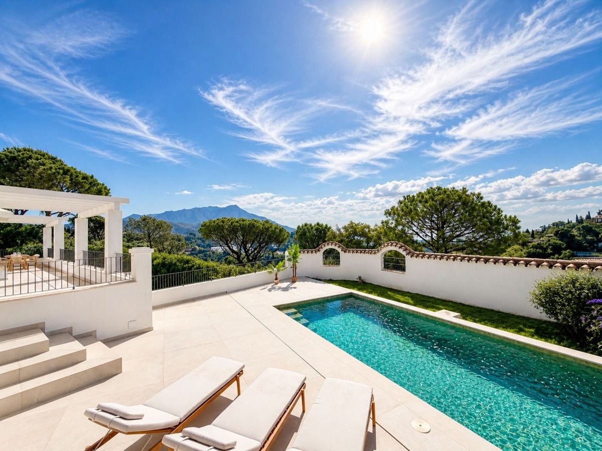 Detached Villa in El Madroñal, El Madroñal, 1/12