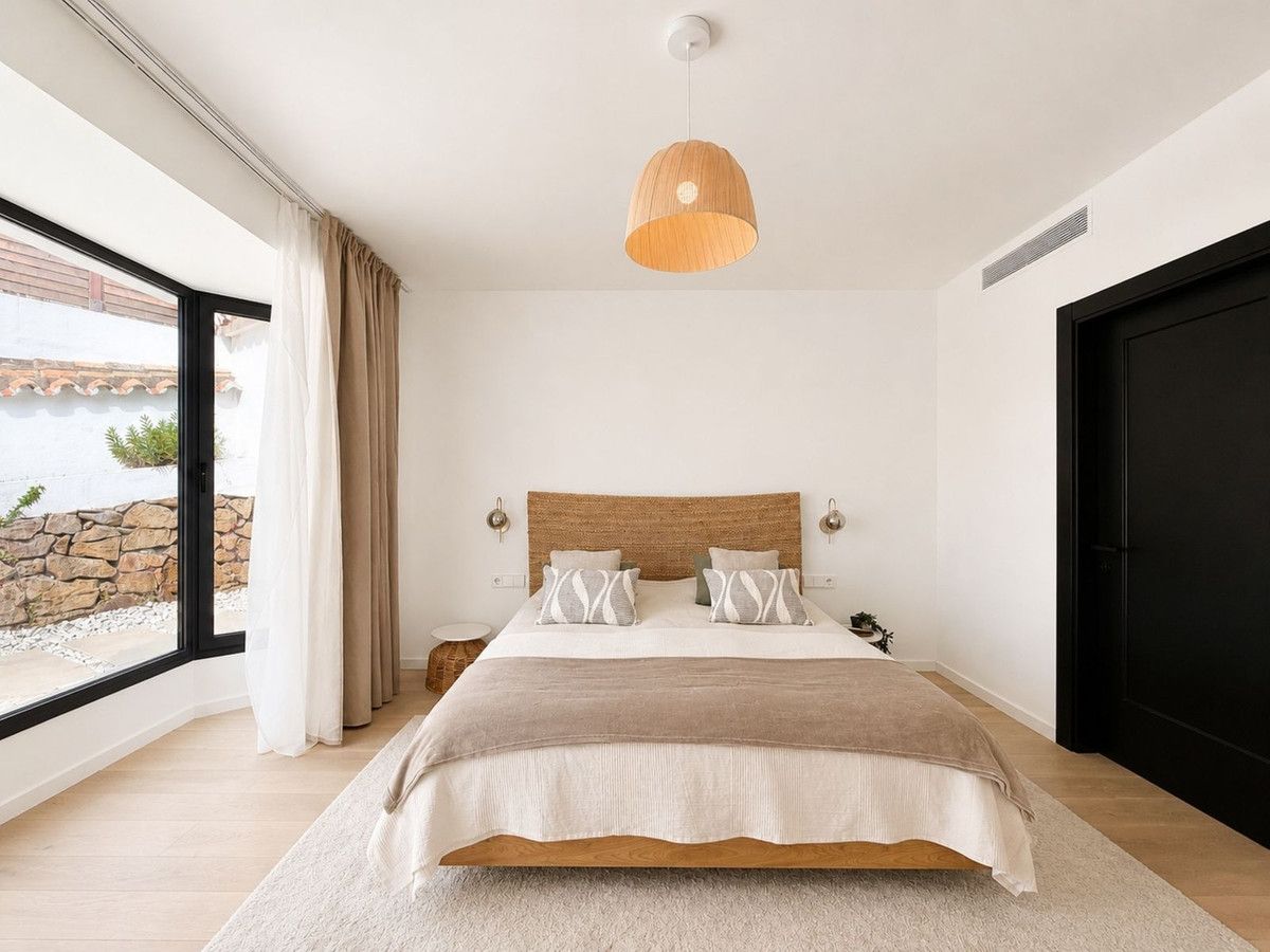 Detached Villa in El Madroñal, El Madroñal, 11/12