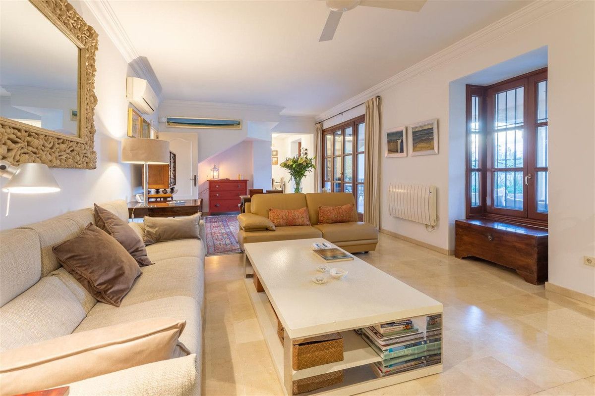 Vrijstaande Villa in Guadalmina Alta, Guadalmina Alta, 6/12
