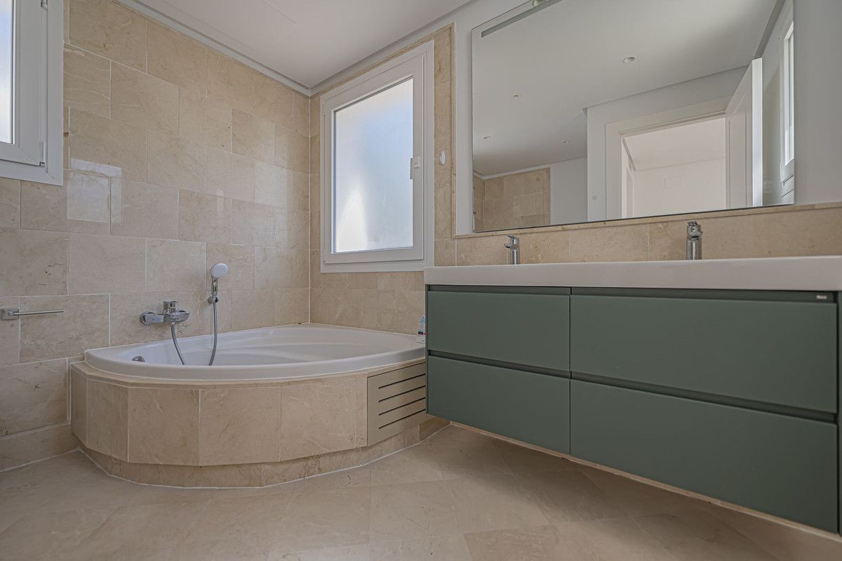Penthouse in Nueva Andalucía, Nueva Andalucía, 11/12