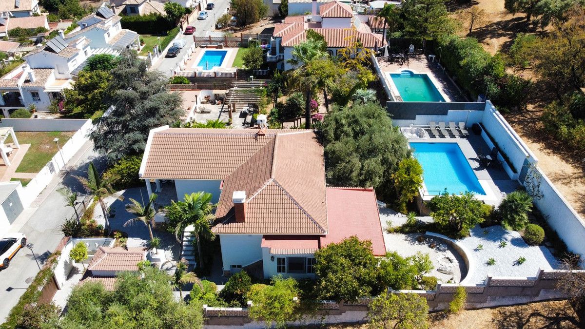 Detached Villa in Alhaurín de la Torre, Alhaurín de la Torre, 2/12