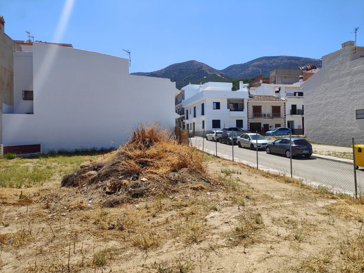 Wohngrundstück in Alhaurín el Grande, Alhaurín el Grande, 1/3