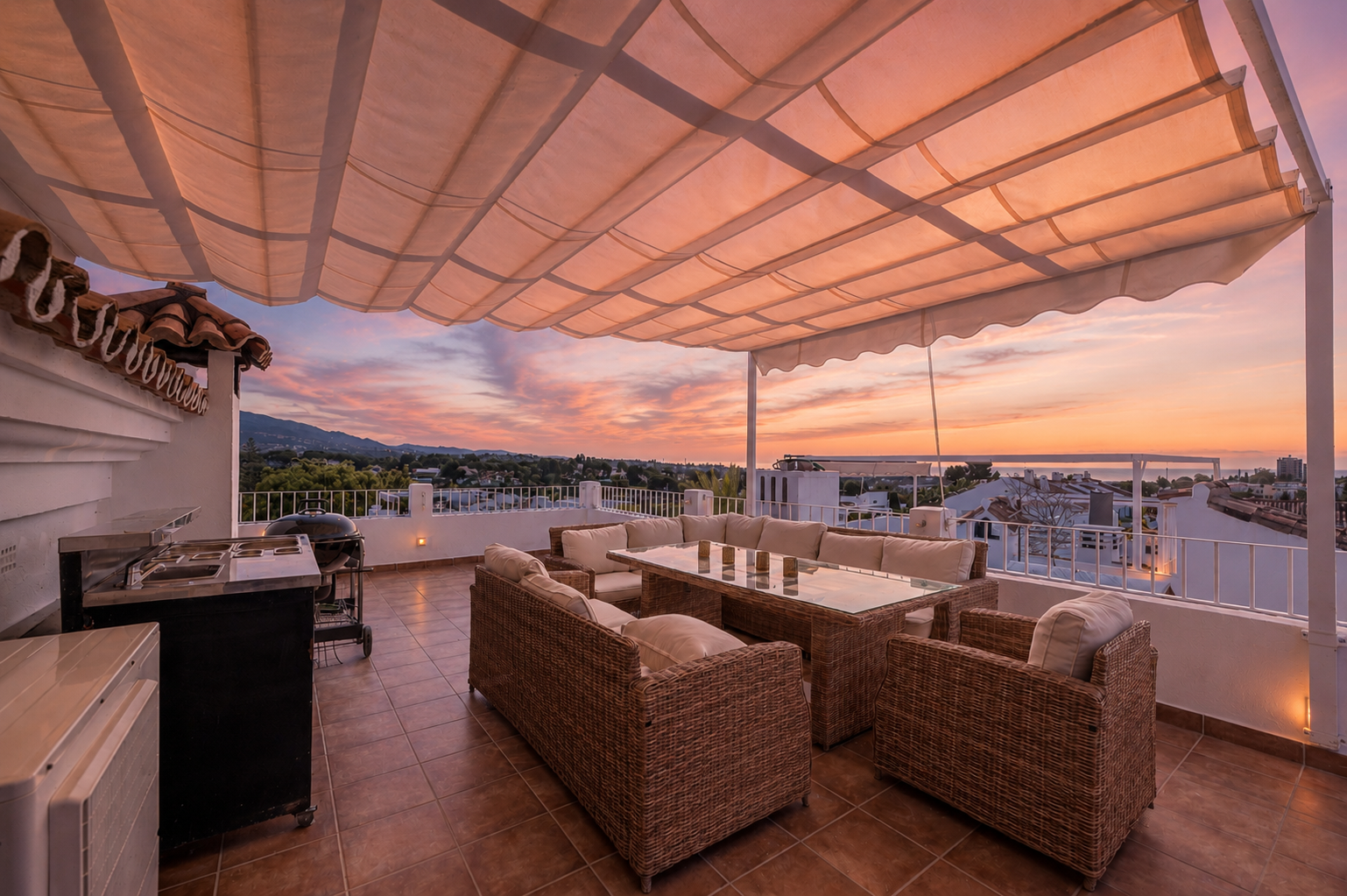 Town House in Nueva Andalucia, Aloha Pueblo, Nueva Andalucia, 1/12